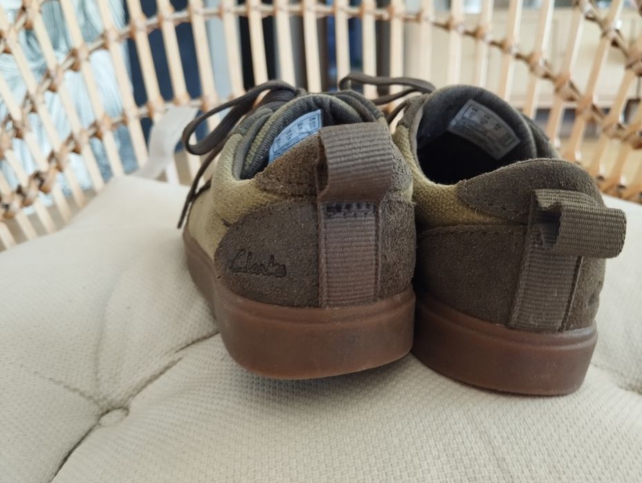 Buty trampki, khaki, sznurowane, wiosenne r. 29 Clarks