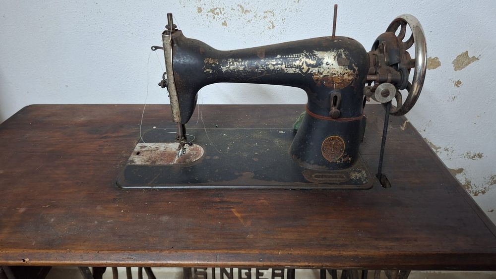 Maquina de costura Singer