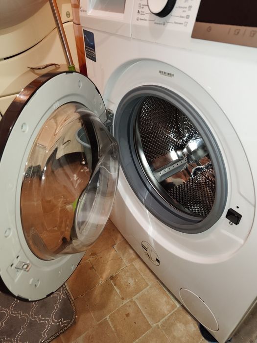 Продам стиральную машину
