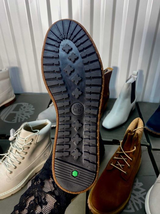 Взуття Timberland оптом Сток оптом Оригінал  Сезон осінь-зима