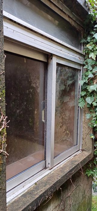 Porta e duas  janelas inox