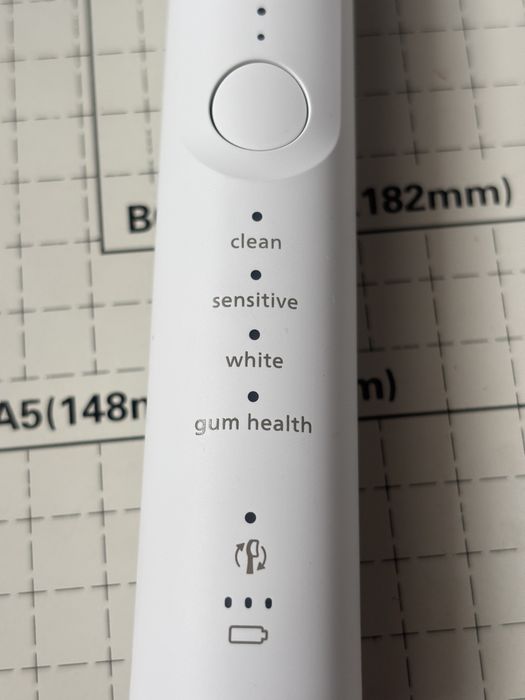 Fabrycznie NOWA szczoteczka Philips Sonicare Series 7100