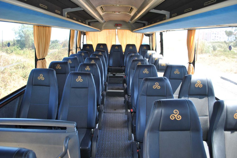 Autocarro VOLVO BB12 — 56+1+1 LUGARES | 10.000 €+ IVA