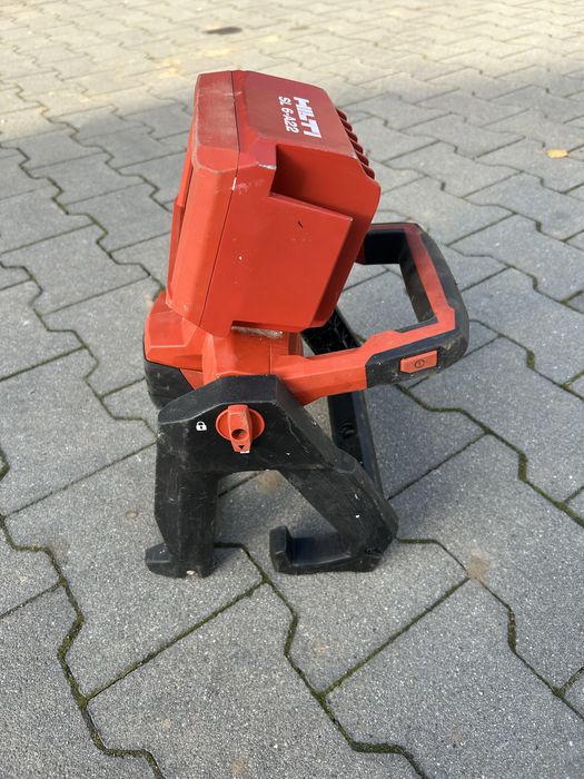Lampa budowlana Hilti SL 6-22 z akumulatorem
