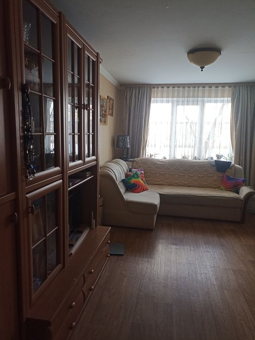 Продам 2 к.кв. по вул. Ярославська