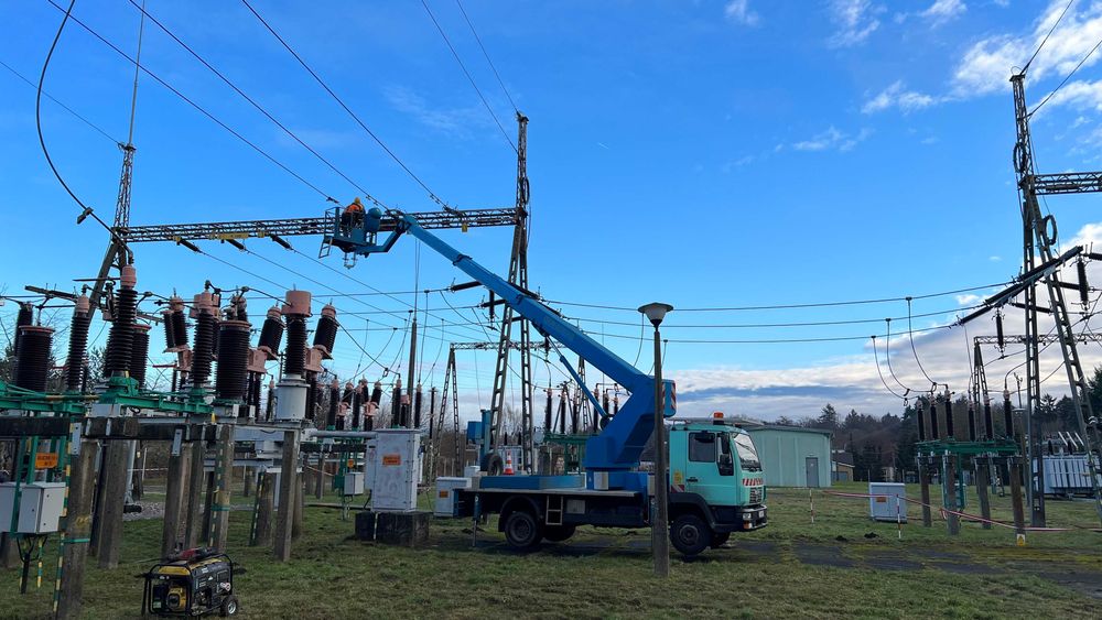 Podnosnik koszowy ,zwyżka - Usługi Świdwin,Drawsko Pomorskie,Bobolice