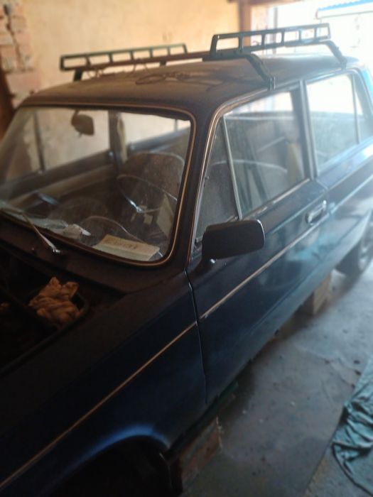 ВАЗ 2103 ,1975г, синего цвета.