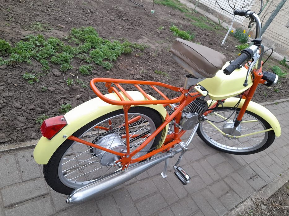 Лёгкий мопед Рига 13( после реставрации).