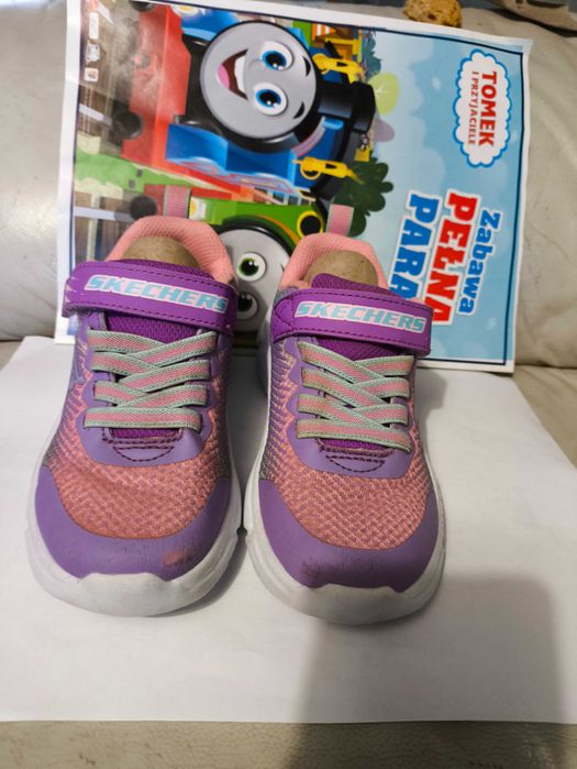 Skechers Buty dziecięce rozmiar 27