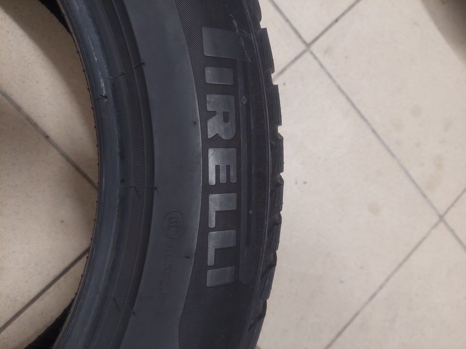 Пара зимової гуми зима зимня Pirelli R17 225 55