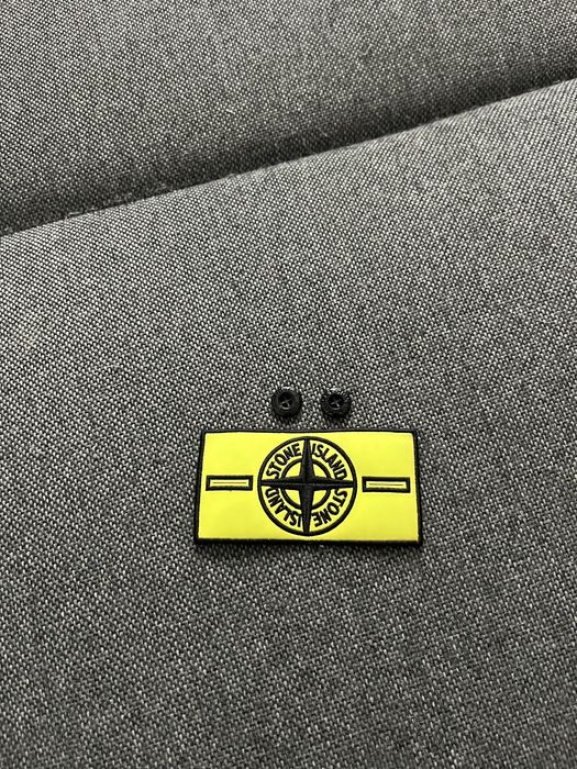 Stone island patch