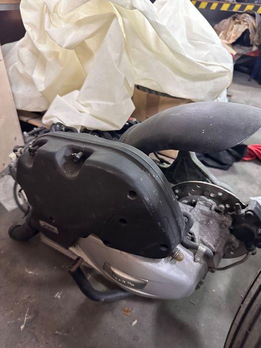 Motor Mota Scooter Piaggio Vespa 125 GTS Super 2018