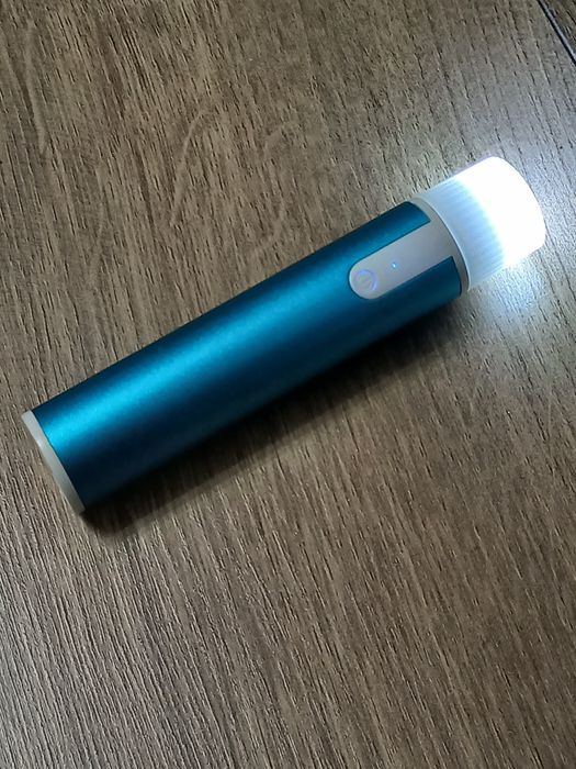 Портативний Power Bank акумулятор з ліхтариком