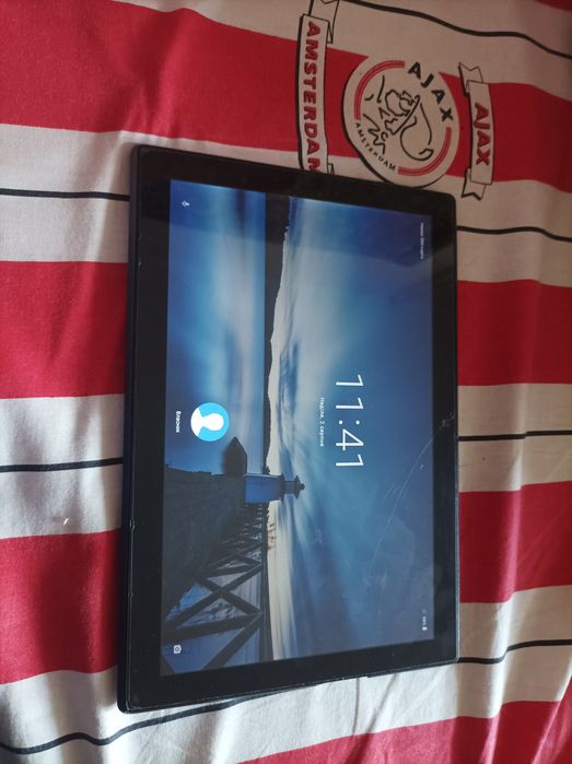 Продам планшет Lenovo TB-X304L