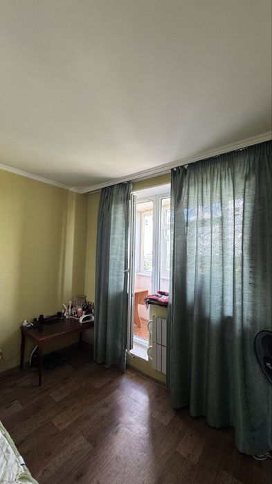 Продам 3 ккв в Чугуеве ( рн 7й школы )