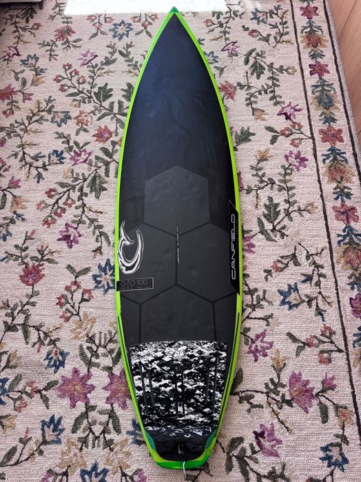 Prancha de surf 5'10 em excelente estado