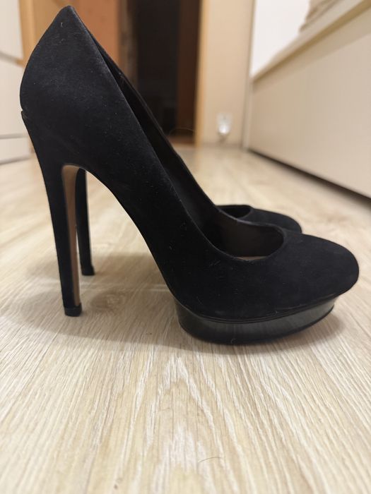 Buty na platformie Stradivarius