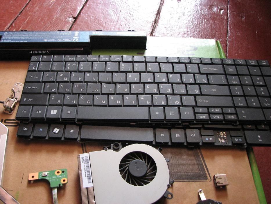 Ноутбук Acer Aspire 5749Z разборка