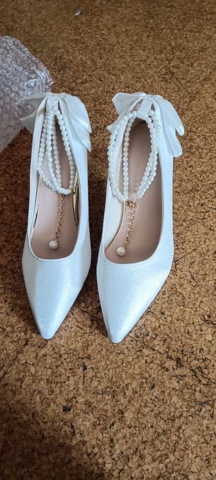 Vendo sapatos novos