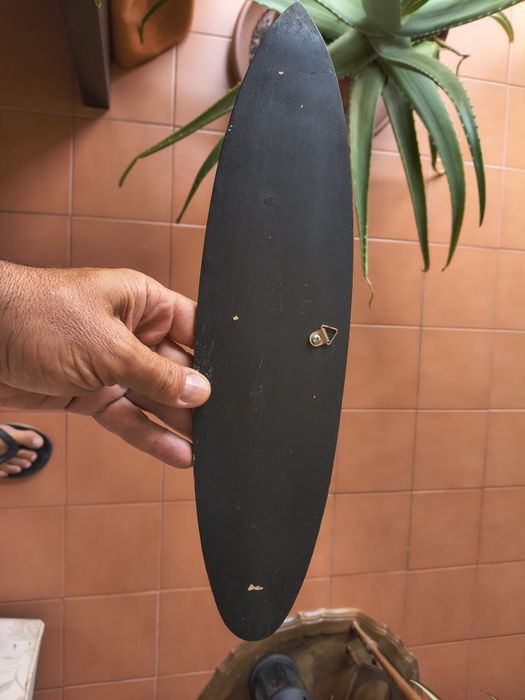 Placa em madeira maciça - Surf