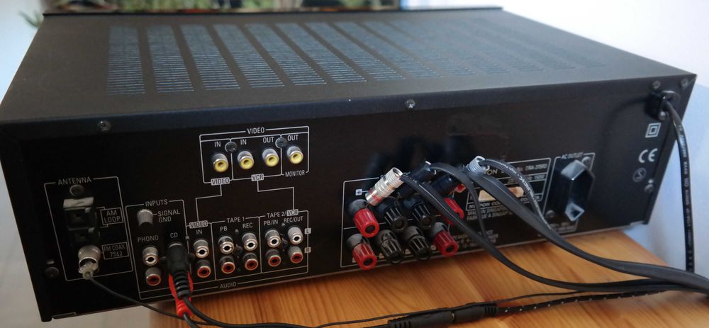 Amplituner Denon DRA-375RD