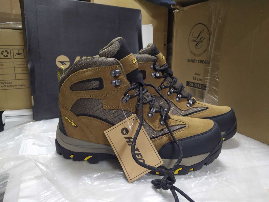 Зимові трекінгові черевики HI-TEC нові 44,45