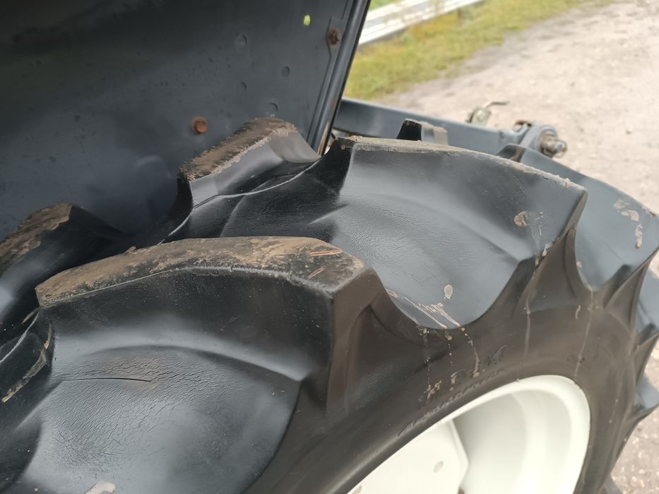 Японський мінітрактор.Трактор Кубота