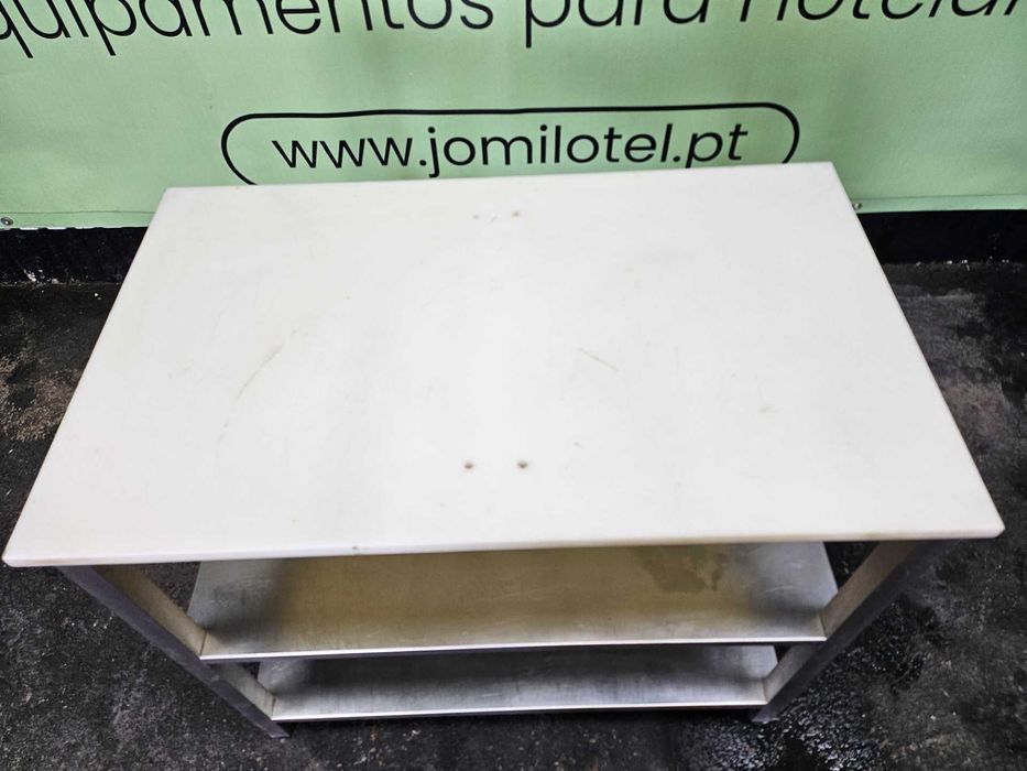 Bancadas em inox com cepo