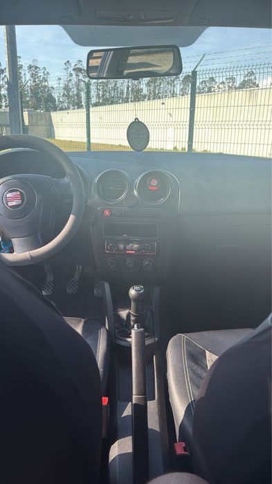 Seat Ibiza 1.2 6L de 64cv, Gasolina , Nacional.