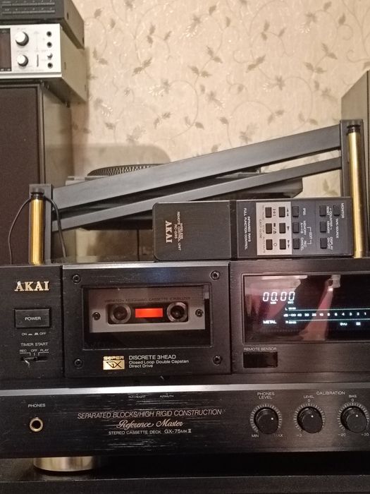 Кассетная дека AKAI GX 75mkll