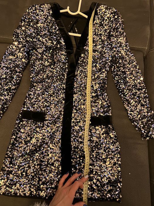 Sukienka błyszcząca srebrna cekiny