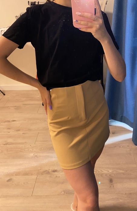 Спідниця  бежева