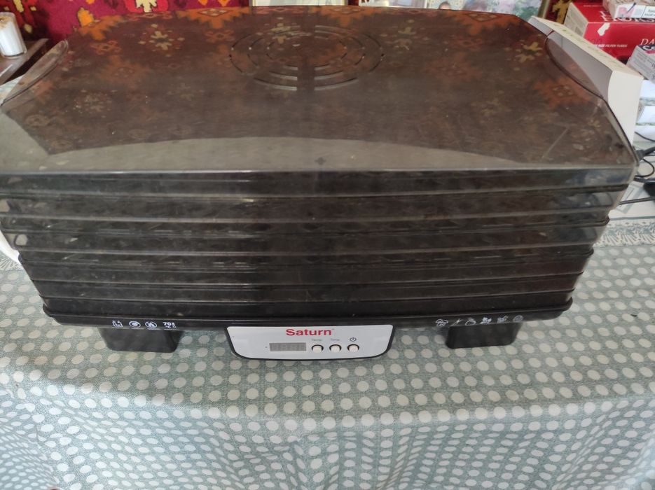 сушарка для овочів та фруктів Saturn ST-FP8501