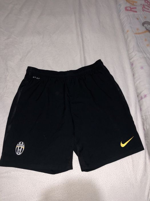 Vendo roupa usada em bom estado