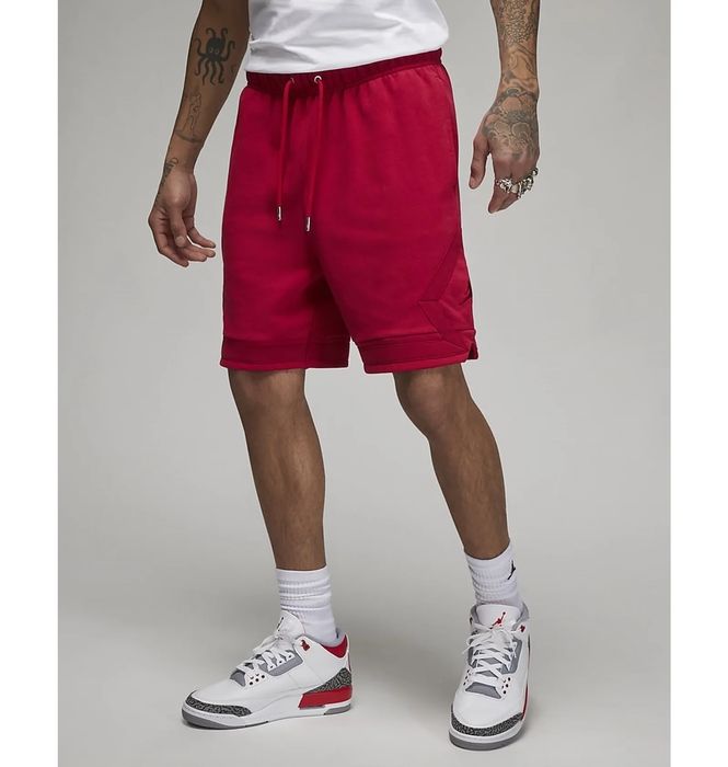 Оригінал! Шорти Jordan Essentials (червоні) (L) Нові з бірками!