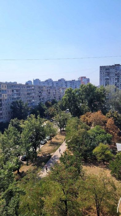 Без комісіі,  Продаж по всім державним програмам за гривню. Продаж 4-х кімнатноі, Березняки, пр-т Тичини,21