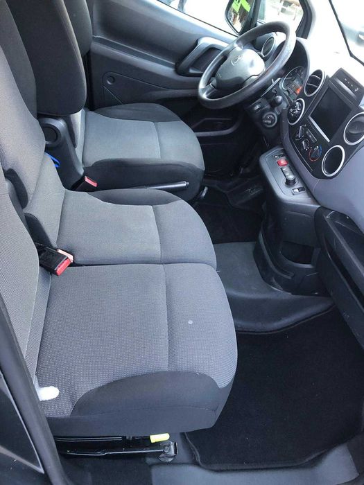 Peugeot Partner 1.6 HDI 100cv - caixa automática