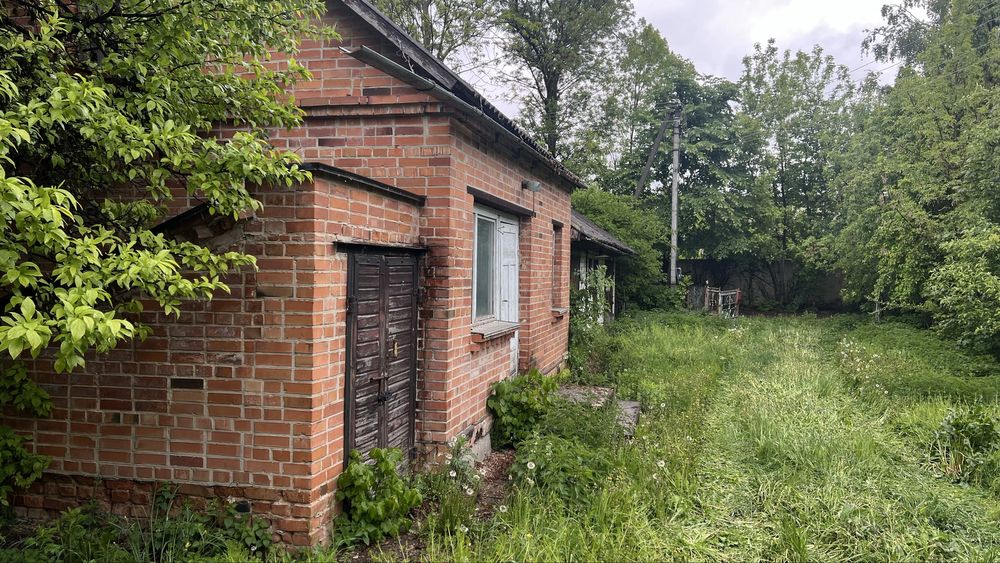 Продам будинок в Бабині на два входи