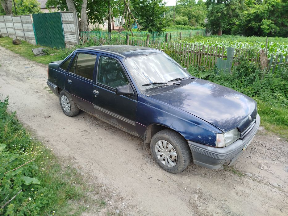 Продам Ope cadet