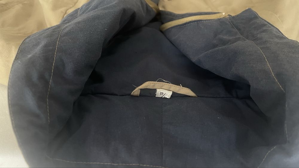 Parka bege  em  bom estado