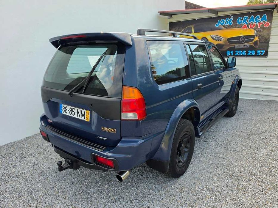 Mitsubishi Pajero — fotografia 3