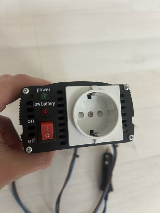 Przetwornica samochdowa 12v 230v