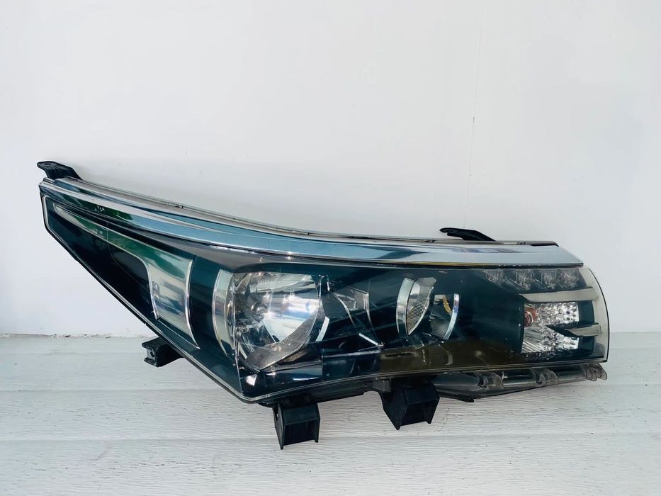 Farol Direito Toyota Corolla Sedan - 2015 / 2017 - F1421