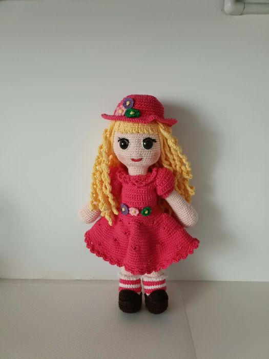 Boneca de Amigurimi