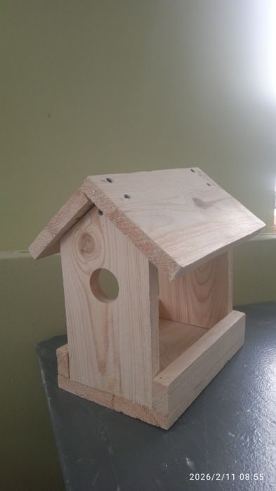 Годівничка для птахів