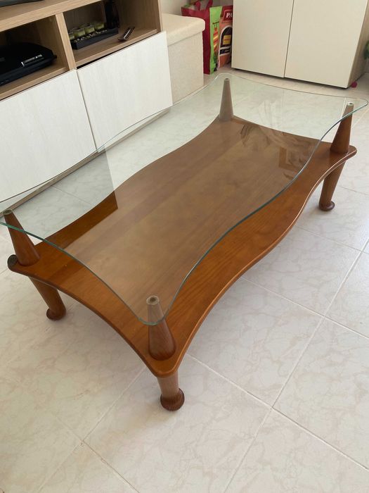 Mesa de centro em madeira