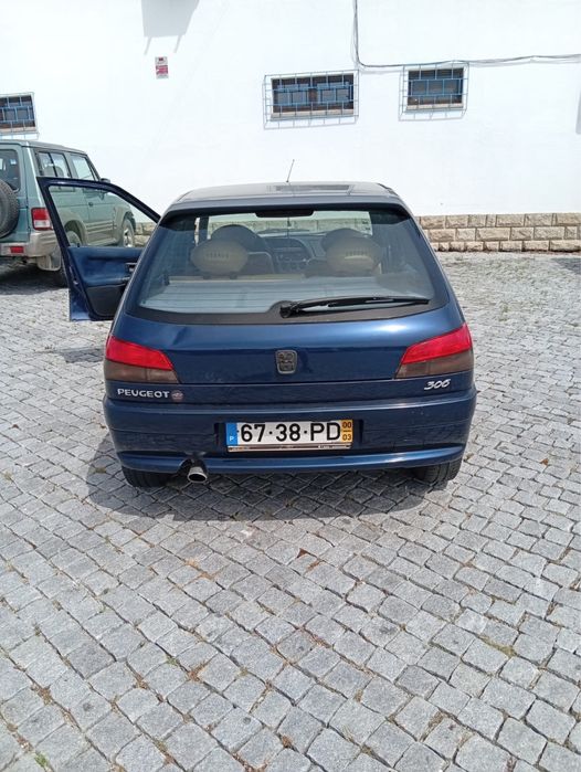 Vende-se veiculo em bom estado geral