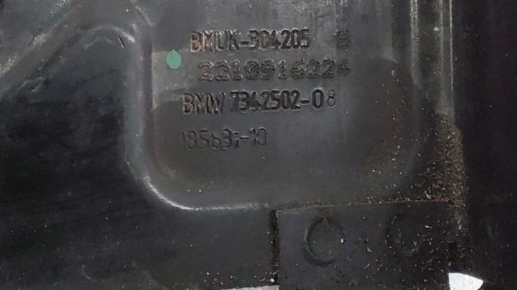 Apoio / Suporte Otica / Farol BMW X1 (F48)