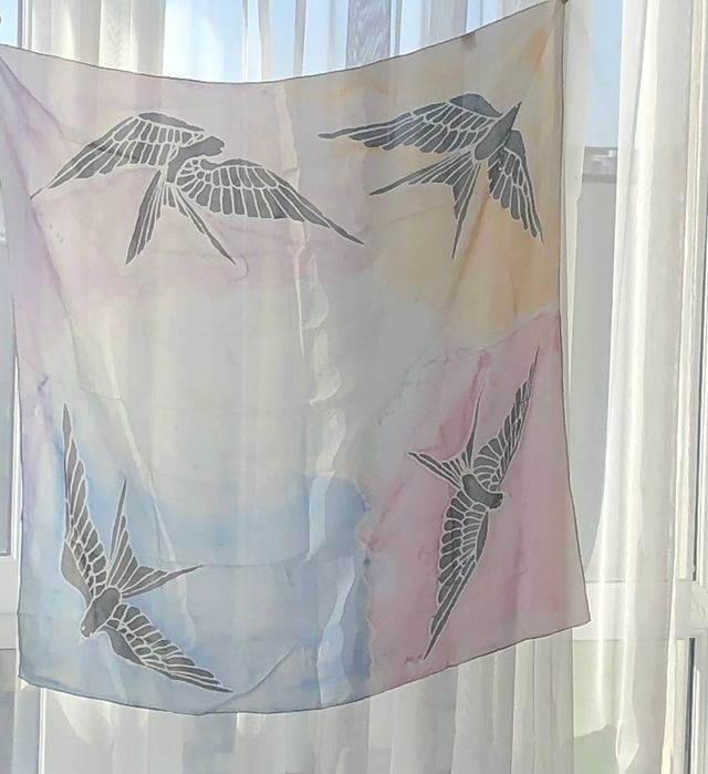 Вінтажна шовкова хустка