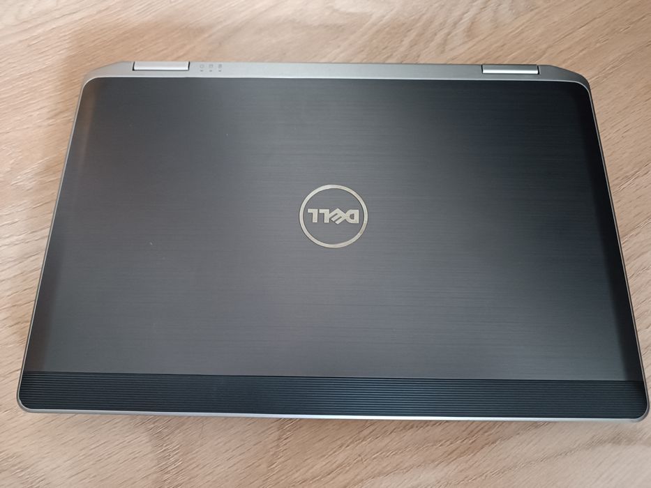 Ноутбук DELL Latitude e6330 дисплей 13.3 hd, i5 3320-2.6ггц